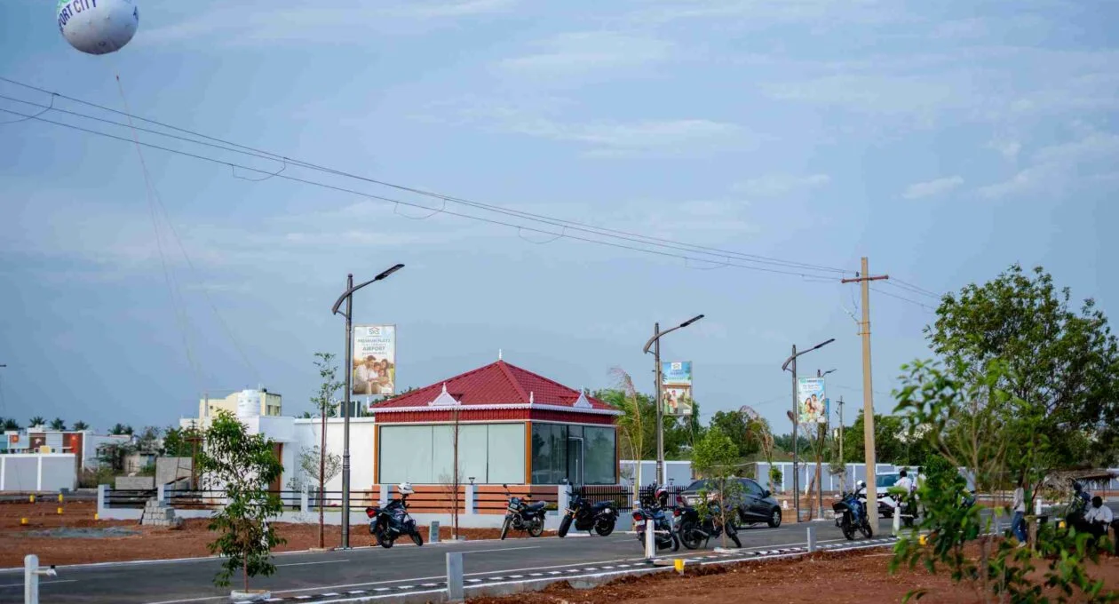 Entrance arch, Airport City Neelambur